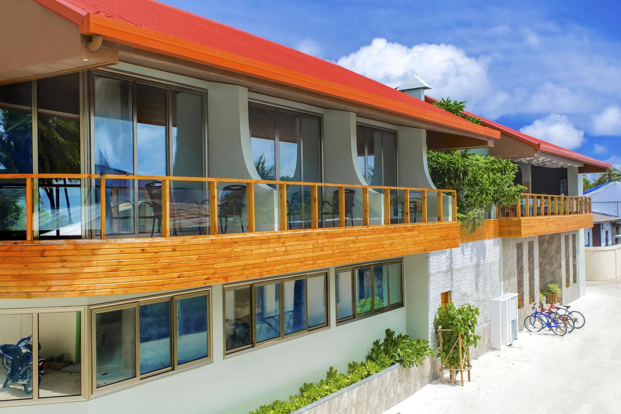 Kaani Village & Spa Maafushi Exterior photo